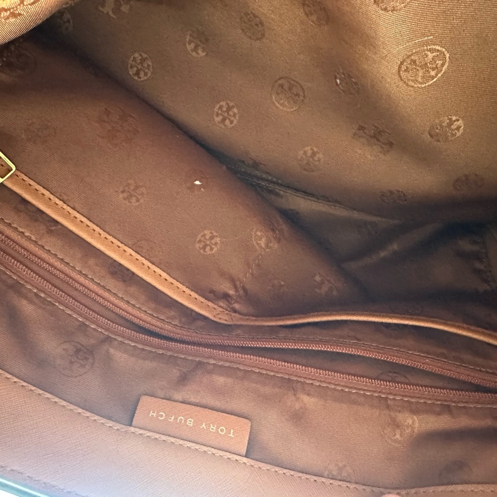 Tory Burch Cognac Leather Tote with Gold Logo - Picture 6 of 8